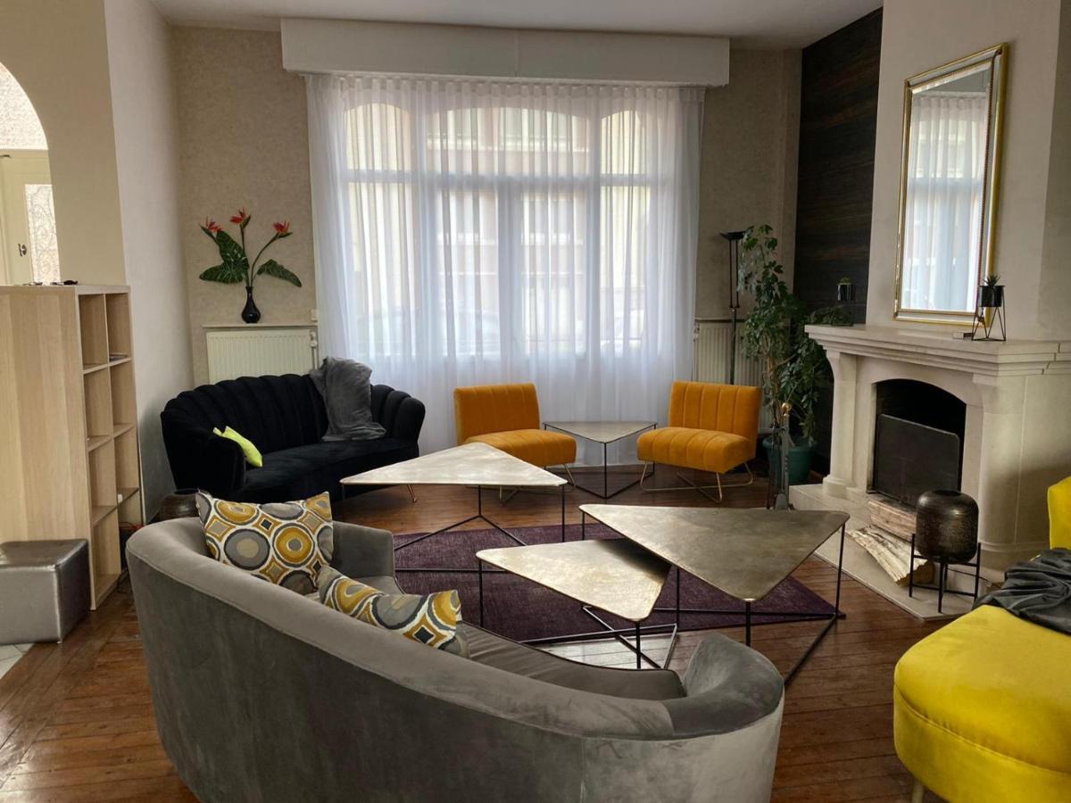 A La Villa Perroy Les Chambres Sont Spacieuses Et Les Petit-Dejeuners Offerts Dunkirk Bagian luar foto