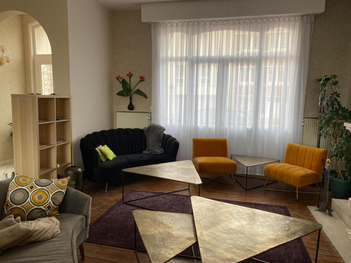 A La Villa Perroy Les Chambres Sont Spacieuses Et Les Petit-Dejeuners Offerts Dunkirk Bagian luar foto