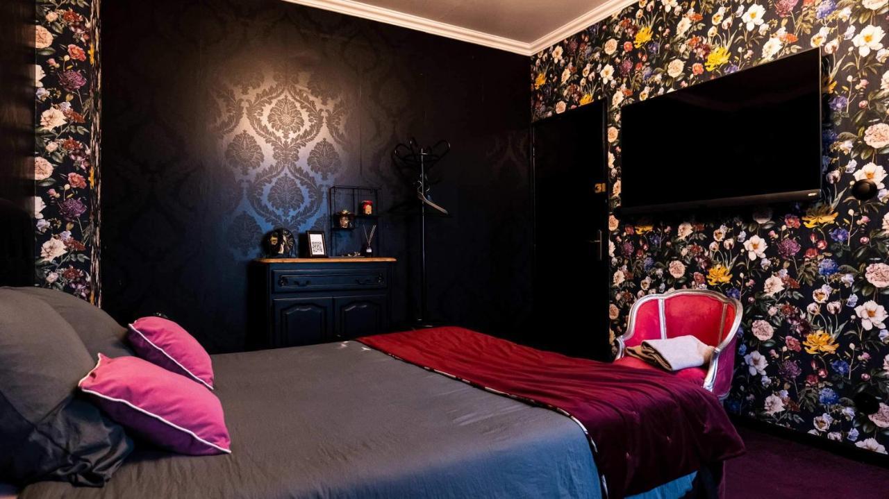 A La Villa Perroy Les Chambres Sont Spacieuses Et Les Petit-Dejeuners Offerts Dunkirk Bagian luar foto