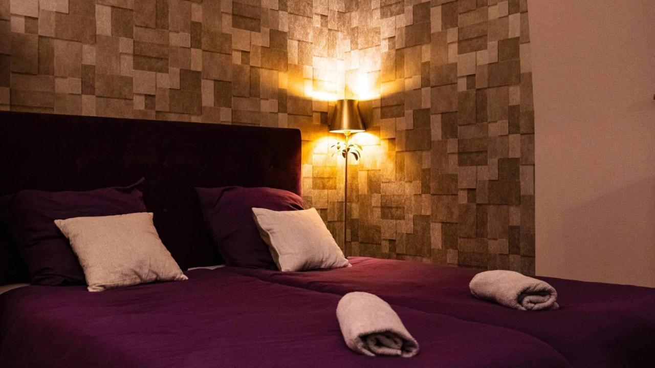 A La Villa Perroy Les Chambres Sont Spacieuses Et Les Petit-Dejeuners Offerts Dunkirk Bagian luar foto